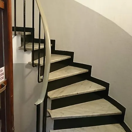 In The Historic Center, 80 M From The Sea