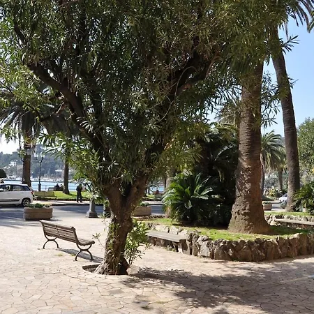 Bilocale Nel Centro Storico راباللو