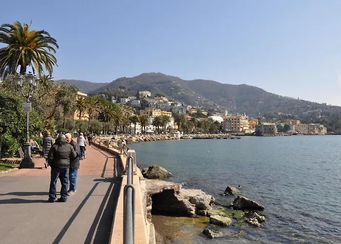 In The Historic Center, 80 M From The Sea * Rapallo