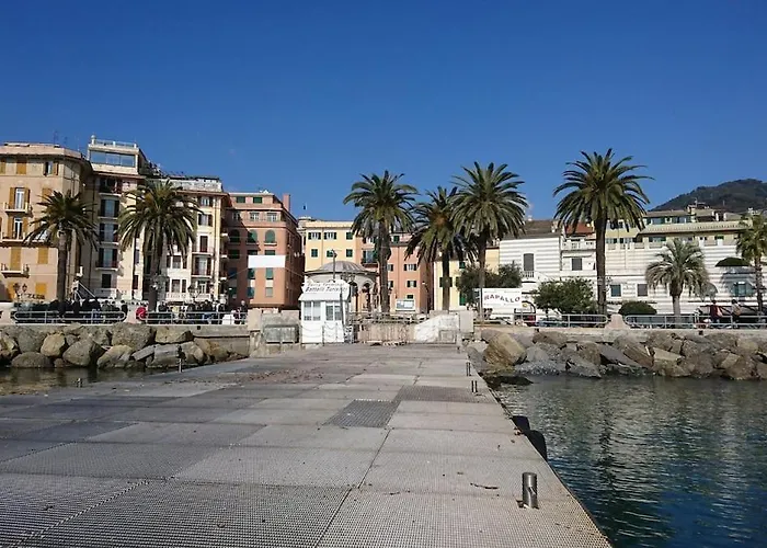 Appartement In The Historic Center, 80 M From The Sea